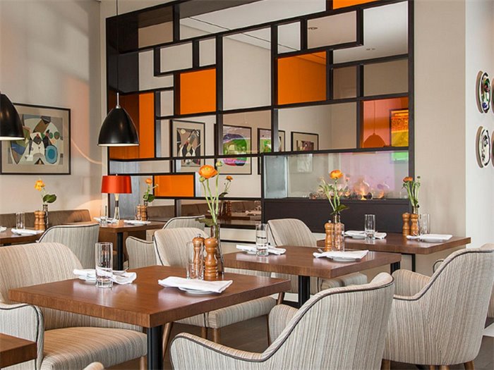 Restraunt
